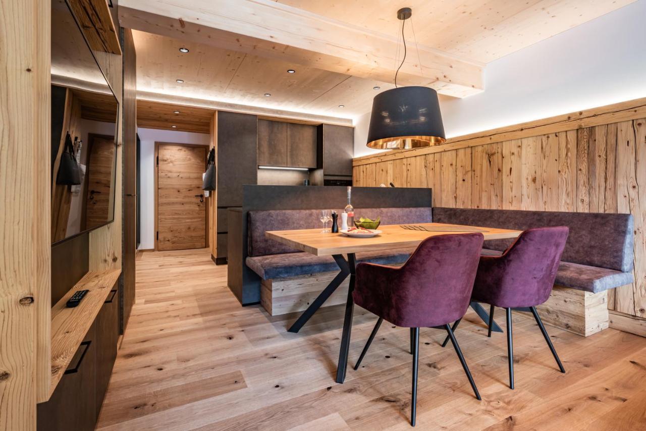 Schoenblick Appartements Tux Esterno foto